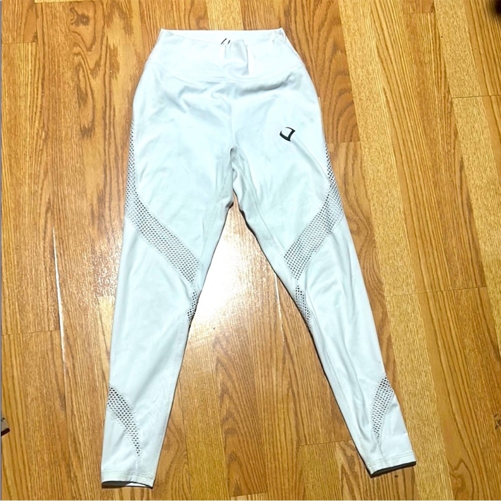 Violate the dress code White Athletic Leggings with Logo